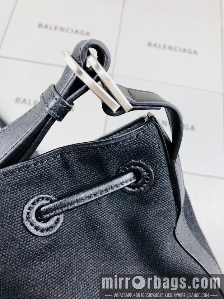 Balenciaga Bags BF209182
