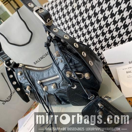Balenciaga Bags S26x7x16 L33x9x16cm 7