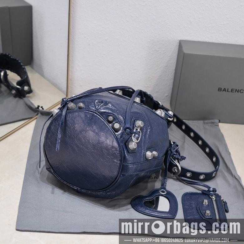 Balenciaga Bags Balenciaga 30x23x17cm FY 2