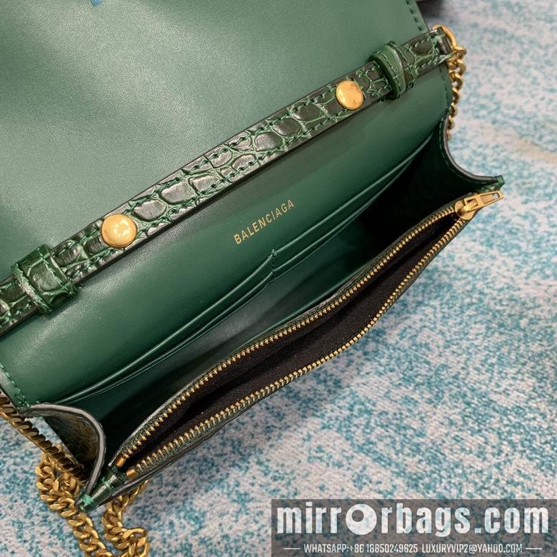 Balenciaga Bags 656050 19x12x5cm FY 4