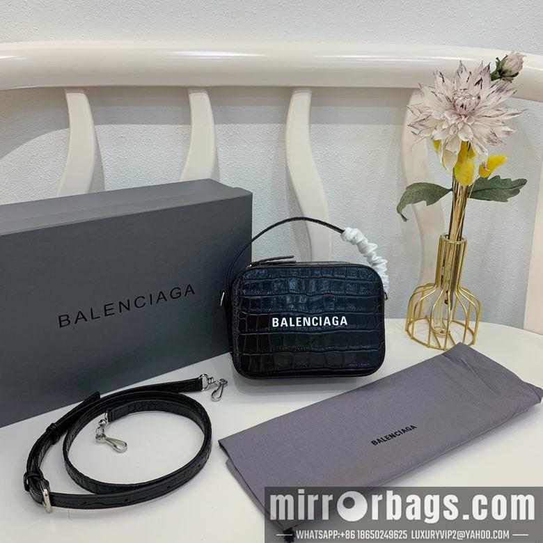Balenciaga Bags Everyday Camera Mini 20cm FY 3