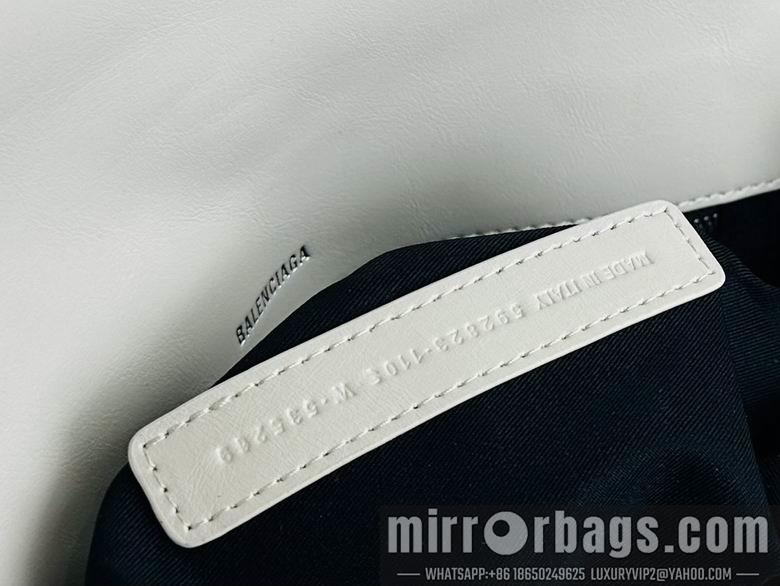 Balenciaga Bags 84883 30X17X6cm XMY 1