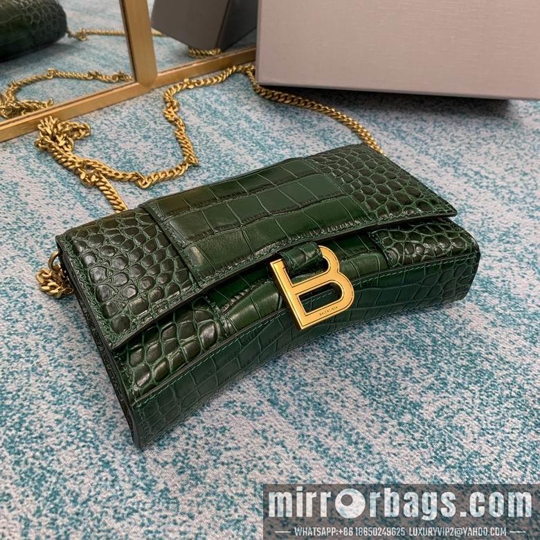 Balenciaga Bags 656050 19x12x5cm FY 4