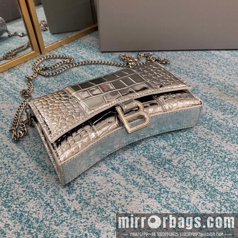 Balenciaga Bags 656050 19x12x5cm FY 2