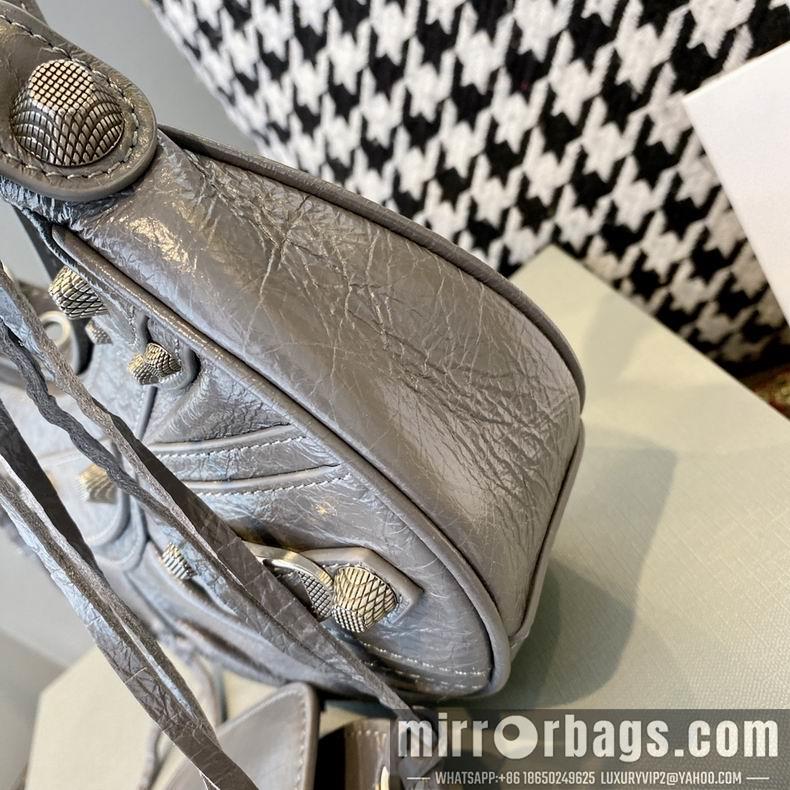 Balenciaga Bags S26x7x16 L33x9x16cm 2