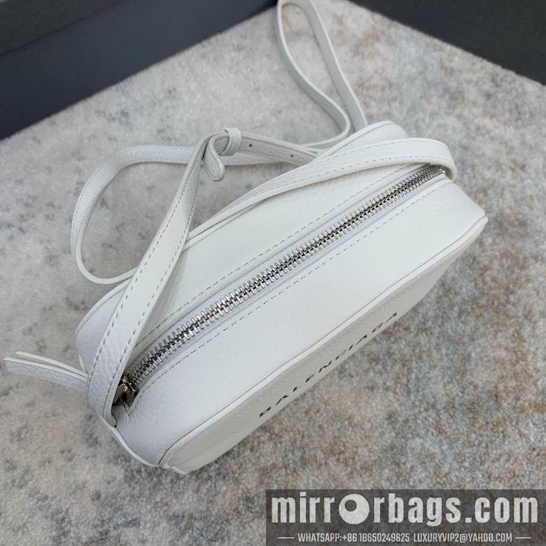 Balenciaga Bags Everyday Camera Mini 20cm FY 2