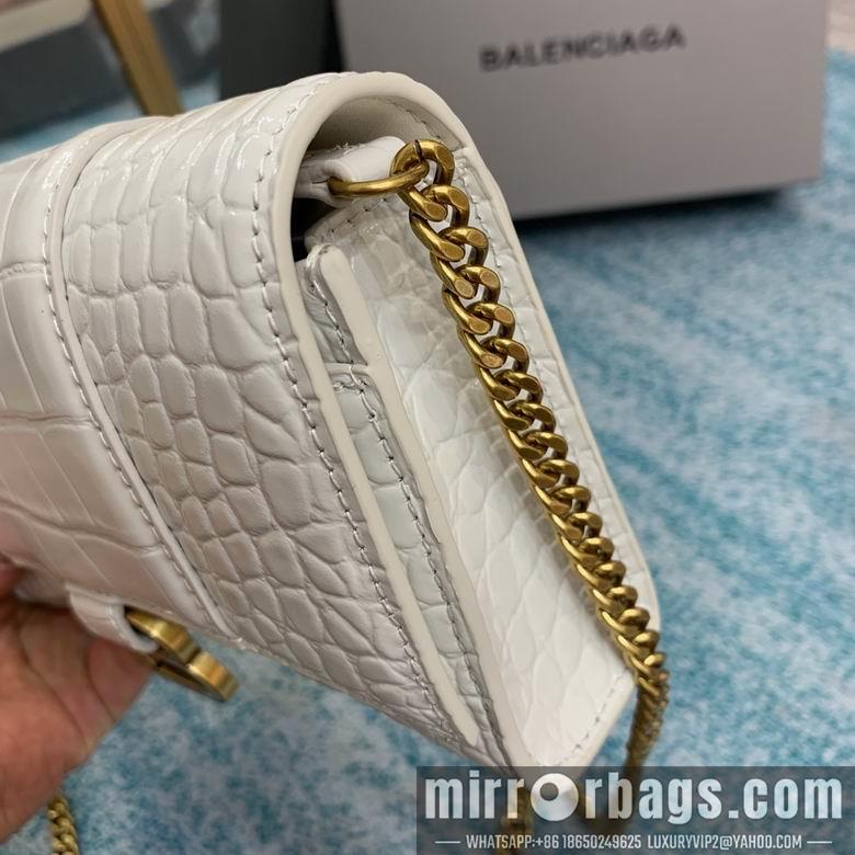 Balenciaga Bags 656050 19x12x5cm FY 3