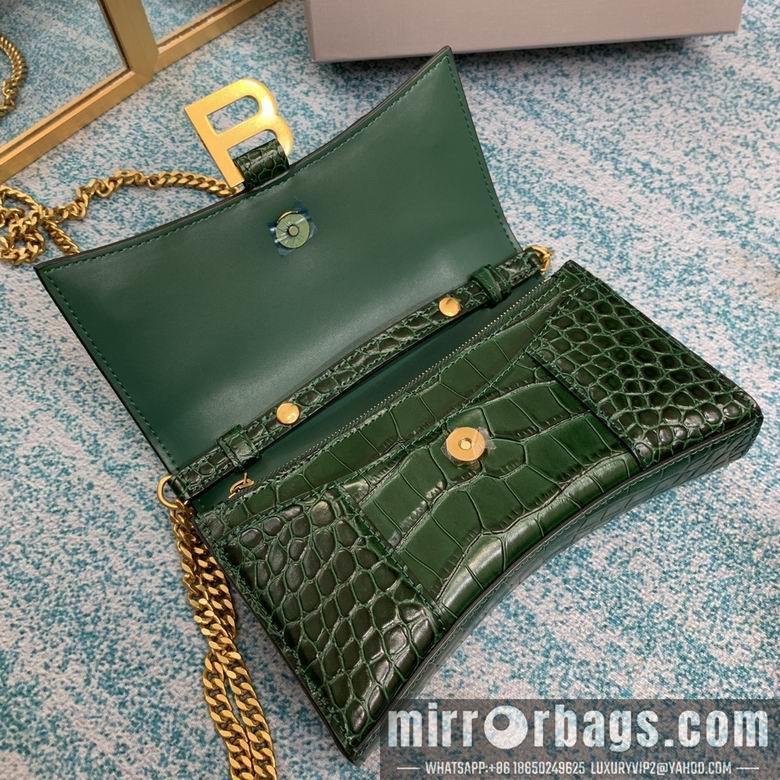 Balenciaga Bags 656050 19x12x5cm FY 4