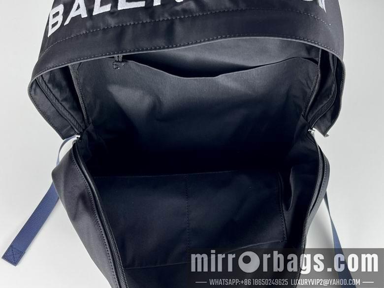 Balenciaga Bags 401 36X49X13cm XM 4