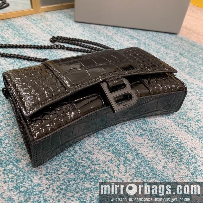 Balenciaga Bags 656050 19x12x5cm FY 5