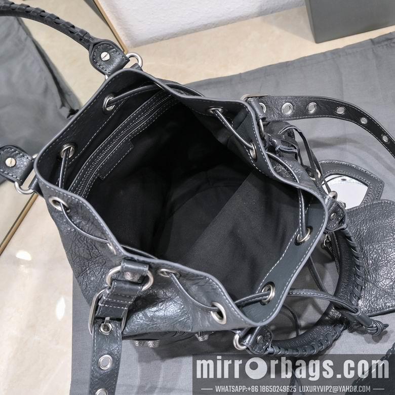 Balenciaga Bags Balenciaga 30x23x17cm FY 4