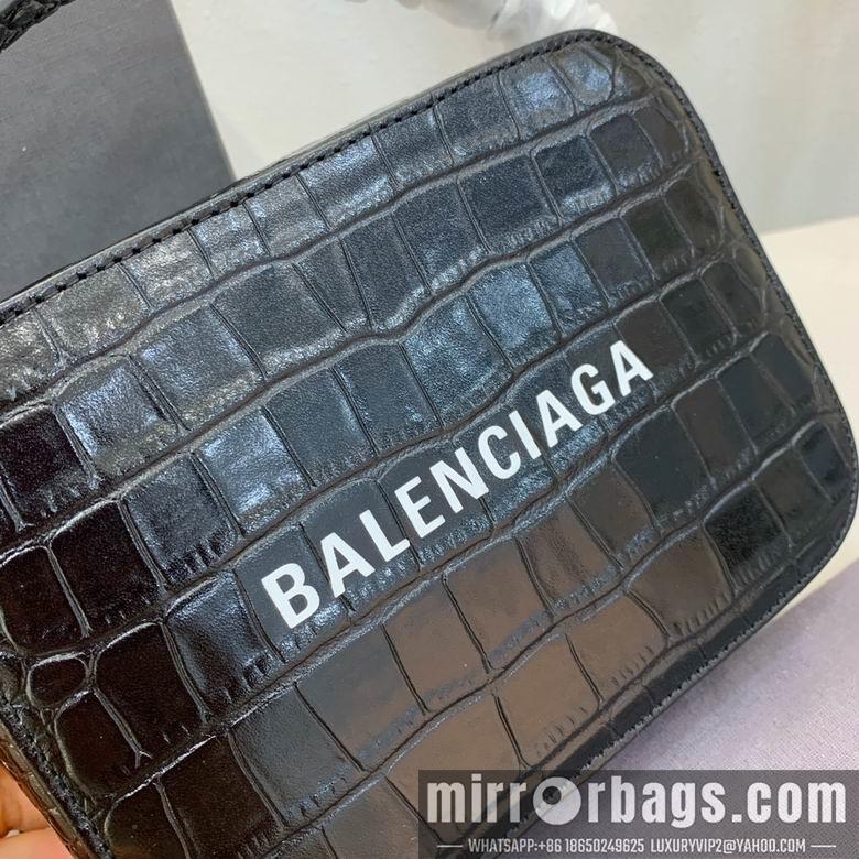 Balenciaga Bags Everyday Camera Mini 20cm FY 3