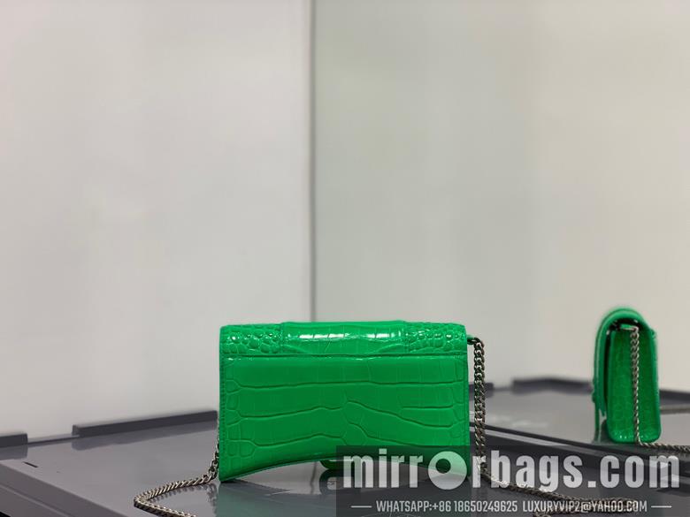 Balenciaga Bags 656050 19x12x5cm FY 6