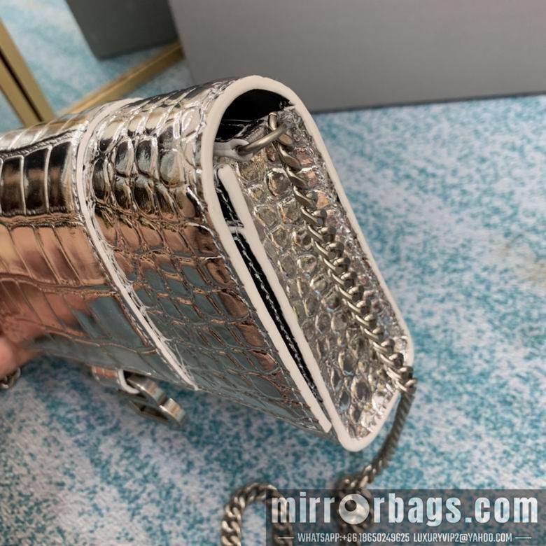 Balenciaga Bags 656050 19x12x5cm FY 2