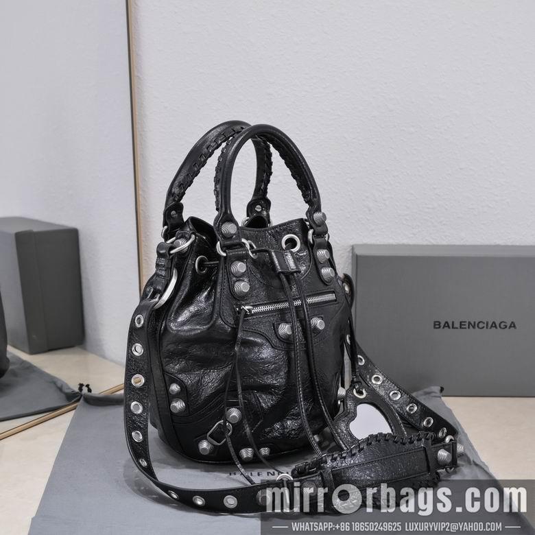 Balenciaga Bags Balenciaga 30x23x17cm FY 6
