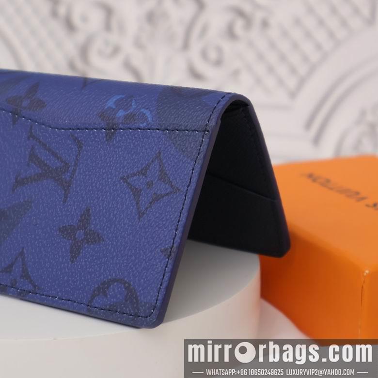 1:1 Louis Vuitton Bags 63144 11X8X1.5cm YG 4colour