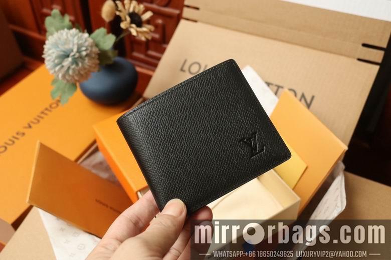 1:1 Louis Vuitton Bags M64002 11X9X2cm XM