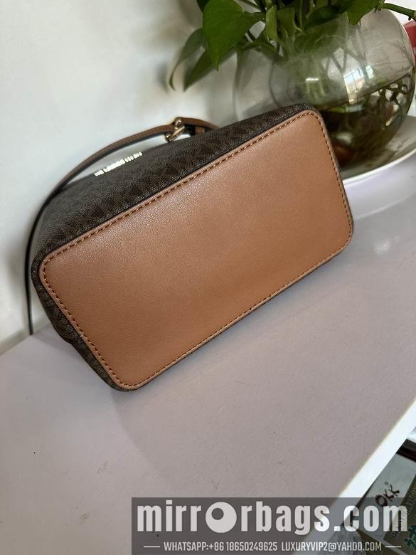 Michael Kors Bags 21X9.5X17.5cm 101601 EY 2colour