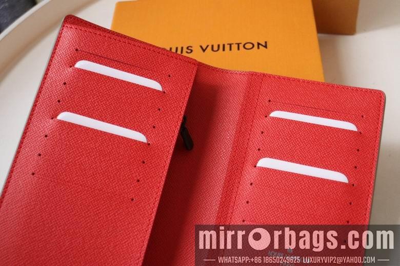 1:1 Louis Vuitton Bags M82790 YG 2colour