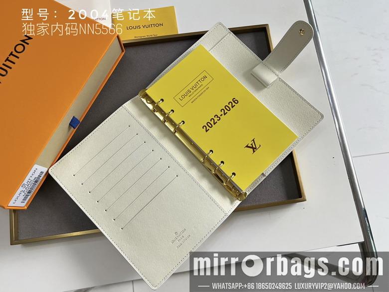 1:1 Louis Vuitton Bags 2004 14x8cm zy2