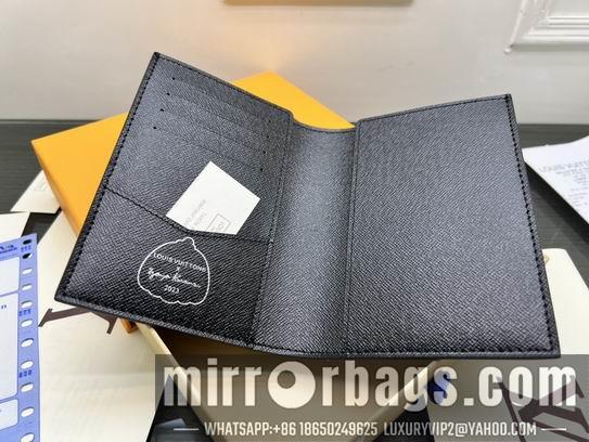 1:1 Louis Vuitton Bags M64502 10x14x2.5cm zy
