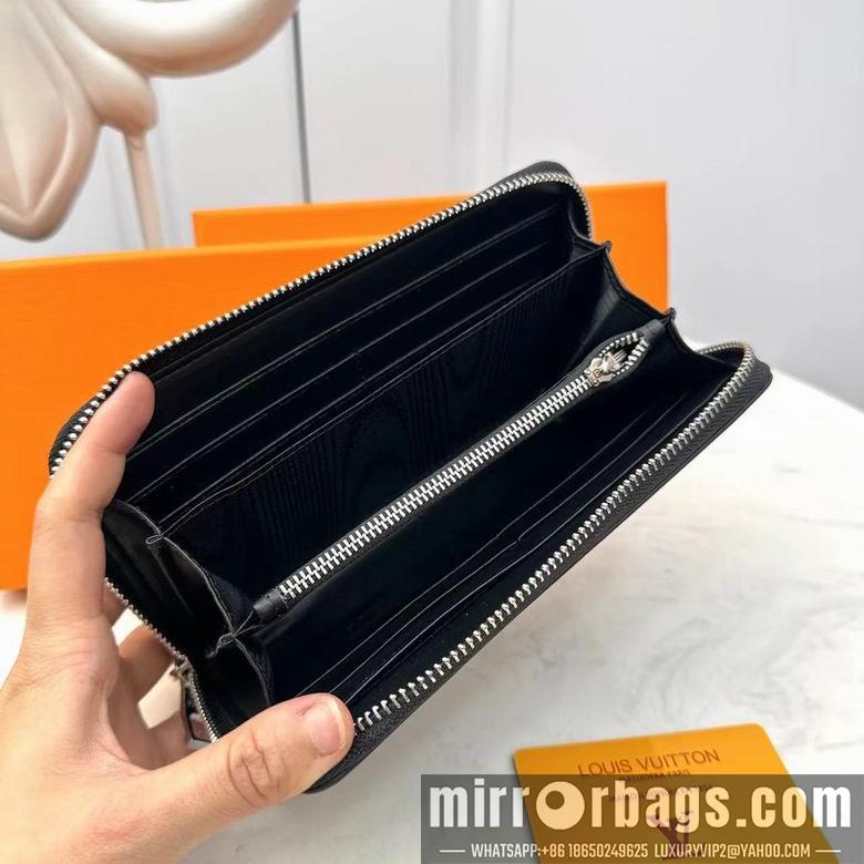 1:1 Louis Vuitton Bags 666067 19X10X2.5cm ZC