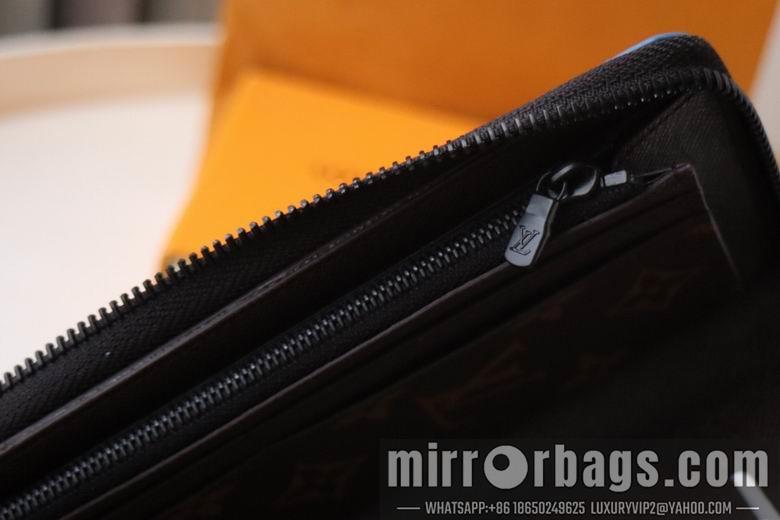 1:1 Louis Vuitton Bags M8279 YG 2colour