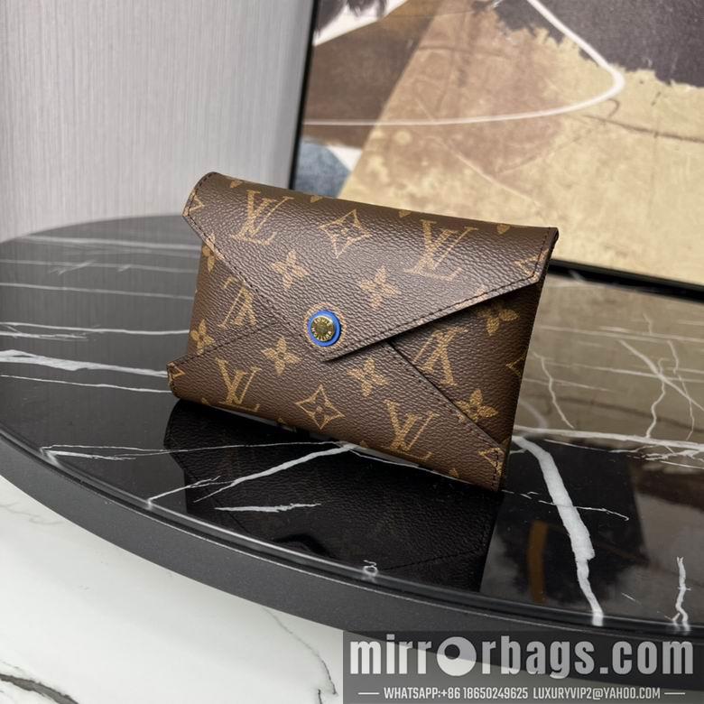 1:1 Louis Vuitton Bags M82981 15.5X11.5X0.5cm