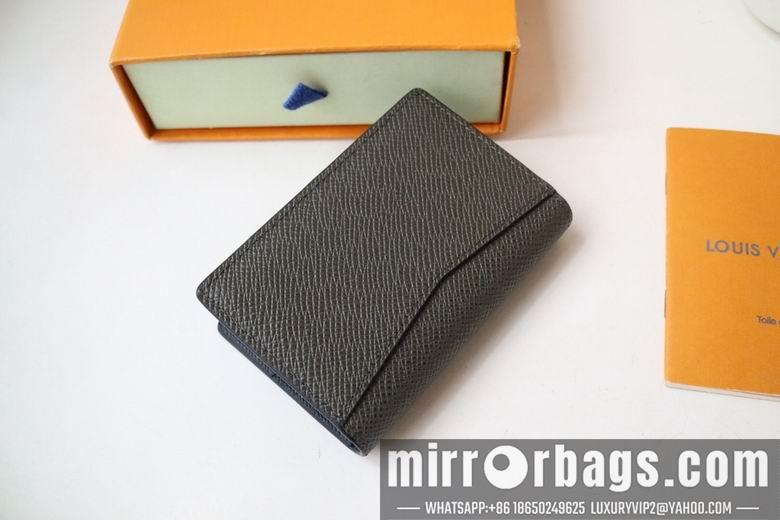 1:1 Louis Vuitton Bags M30985 8X11X1cm YG 3色