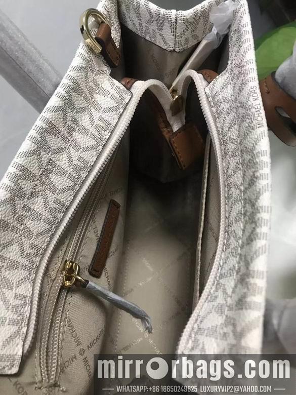 Michael Kors Bags 24X19X9cm 090310 DY 9