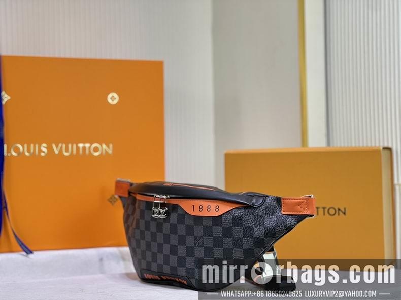 1:1 Louis Vuitton Bags Discovery Bumbag M40161 37x30x6 cm cs