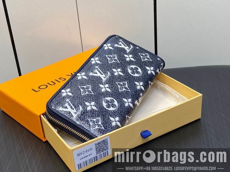1:1 Louis Vuitton Bags m82468 19.5X10.5X2.5cm DN 2colour