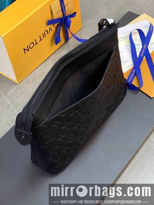 1:1 Louis Vuitton Bags M82545 32X21X8cm YG 3colour