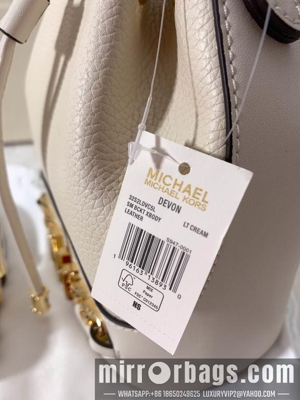 Michael Kors Bags 20X12X20cm 090922 DY 4