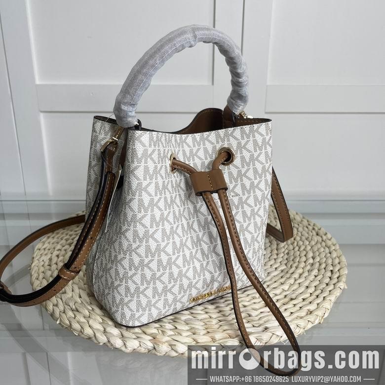 Michael Kors Bags 18X18X10cm 072702 EY 4colour