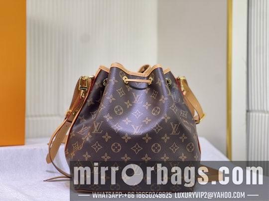 1:1 Louis Vuitton Bags M42224 26x27x18cm ss