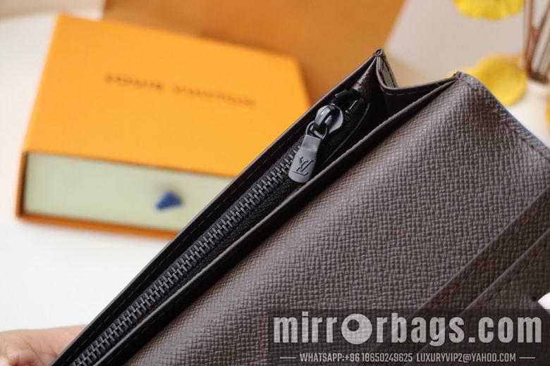 1:1 Louis Vuitton Bags M82790 YG 2colour