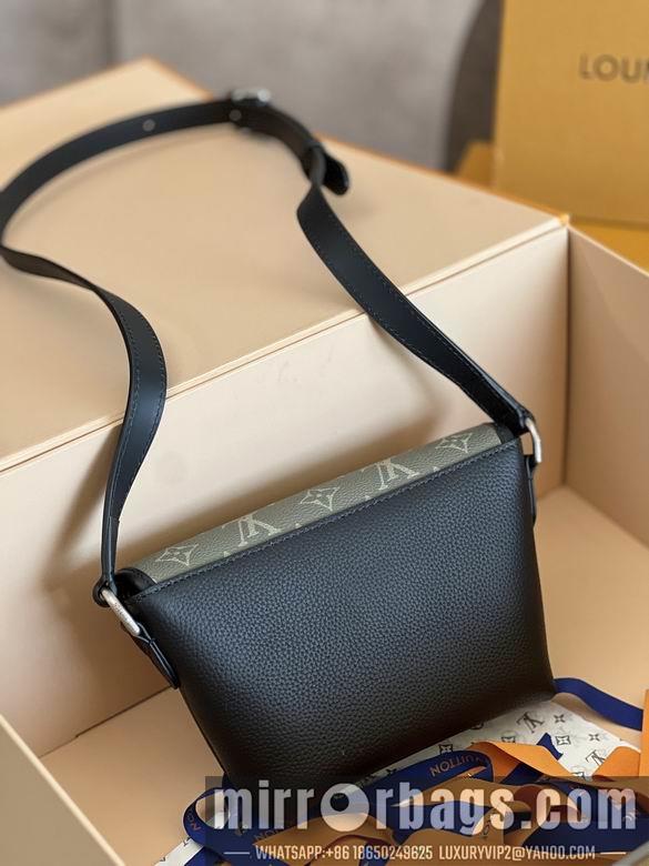 1:1 Louis Vuitton Bags M12618 16X5X22.5cm WP