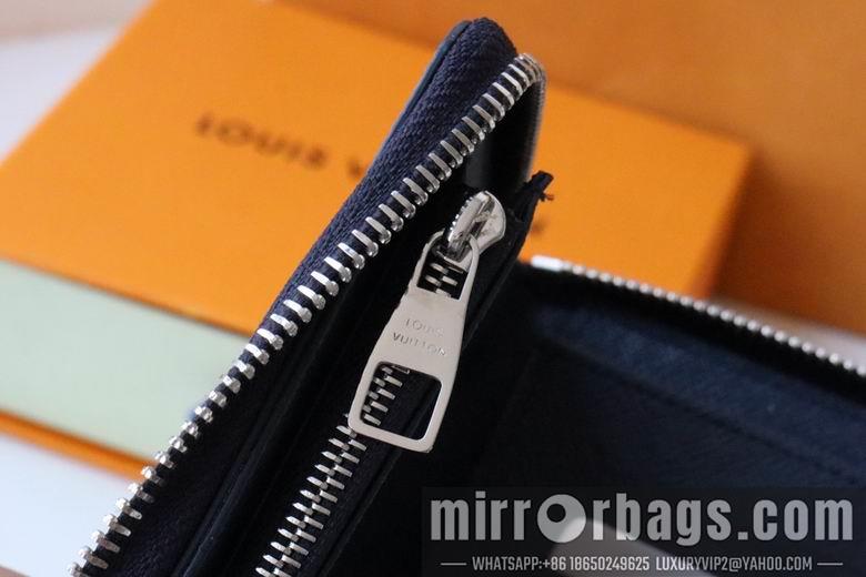 1:1 Louis Vuitton Bags M82306 XM-1 2colour