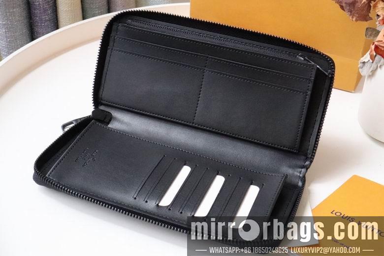 1:1 Louis Vuitton Bags M69049 10X19X2cm XM