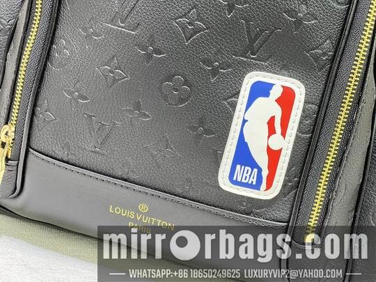 1:1 Louis Vuitton Bags NBA M85146 32x40x13cm cs