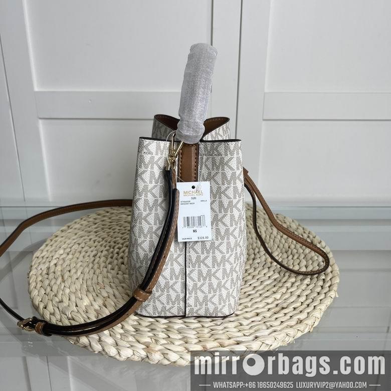Michael Kors Bags 18X18X10cm 072702 EY 4colour