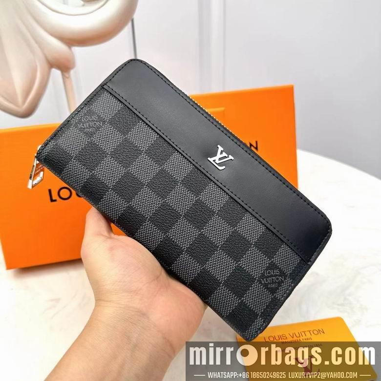 1:1 Louis Vuitton Bags 666067 19X10X2.5cm ZC
