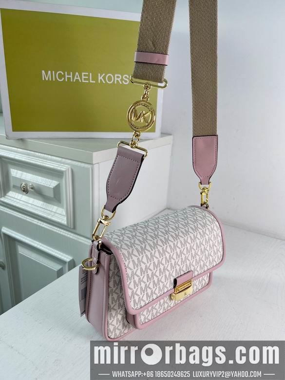 Michael Kors Bags Bradshaw 2101 24X8X16cm DY 2