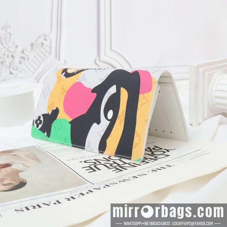 1:1 Louis Vuitton Bags 82592 19X10X1.5cm YG 2colour