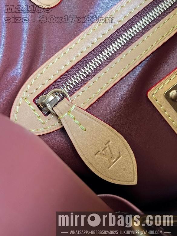 1:1 Louis Vuitton Bags M21109 30X17X21cm DN