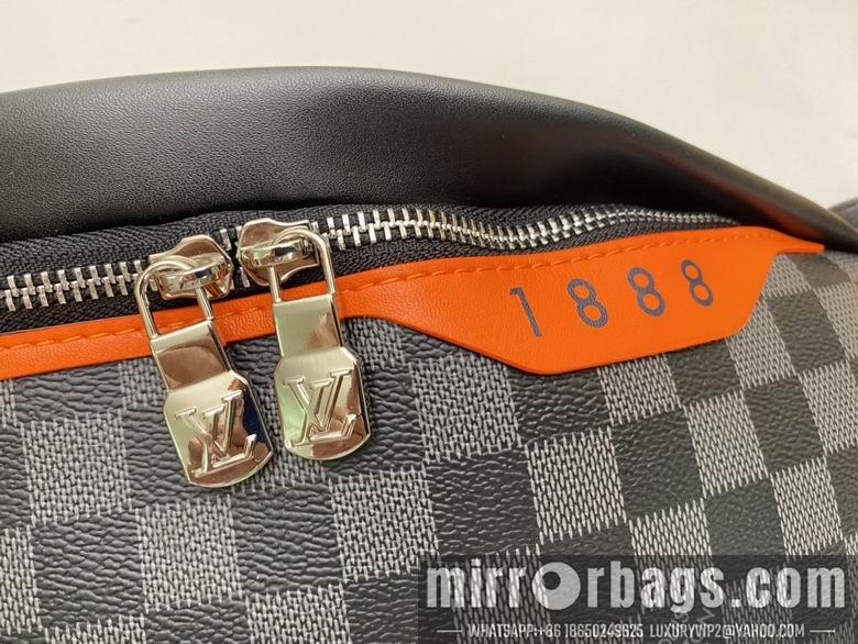 1:1 Louis Vuitton Bags WMN40161 37X14X13