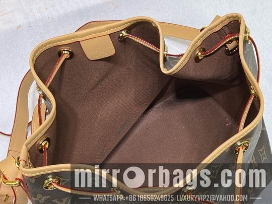 1:1 Louis Vuitton Bags M42224 26x27x18cm ss