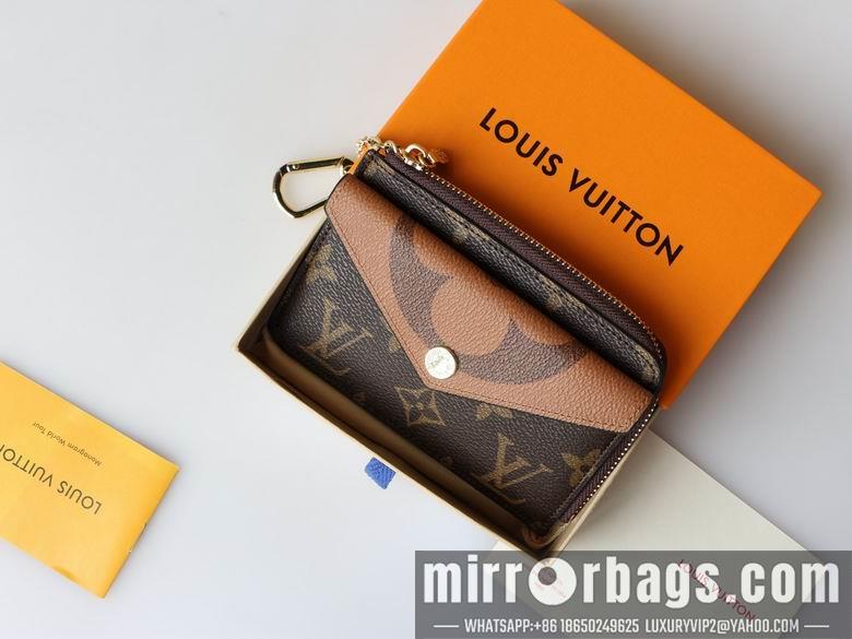 1:1 Louis Vuitton Bags M49431 13X9.5X2.5cm YG 3colour