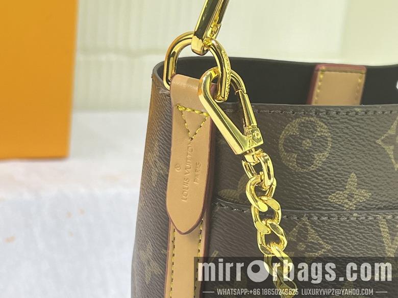 1:1 Louis Vuitton Bags M24006 20x20.5x12cm ss